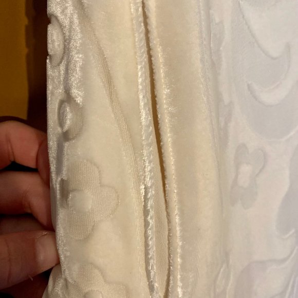 Needle & Thread Velvet Devore Wedding Dress - Picture 8 of 9